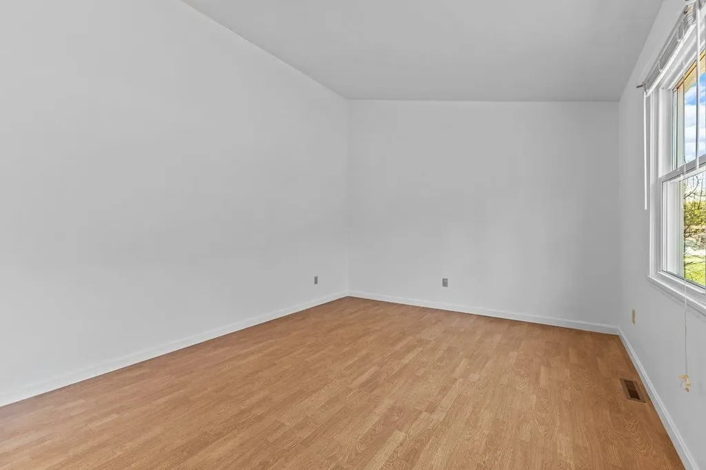 10 Fairview Drive Essex Junction VT 05452