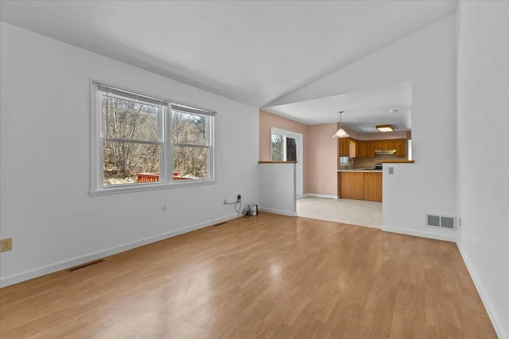 10 Fairview Drive Essex Junction VT 05452
