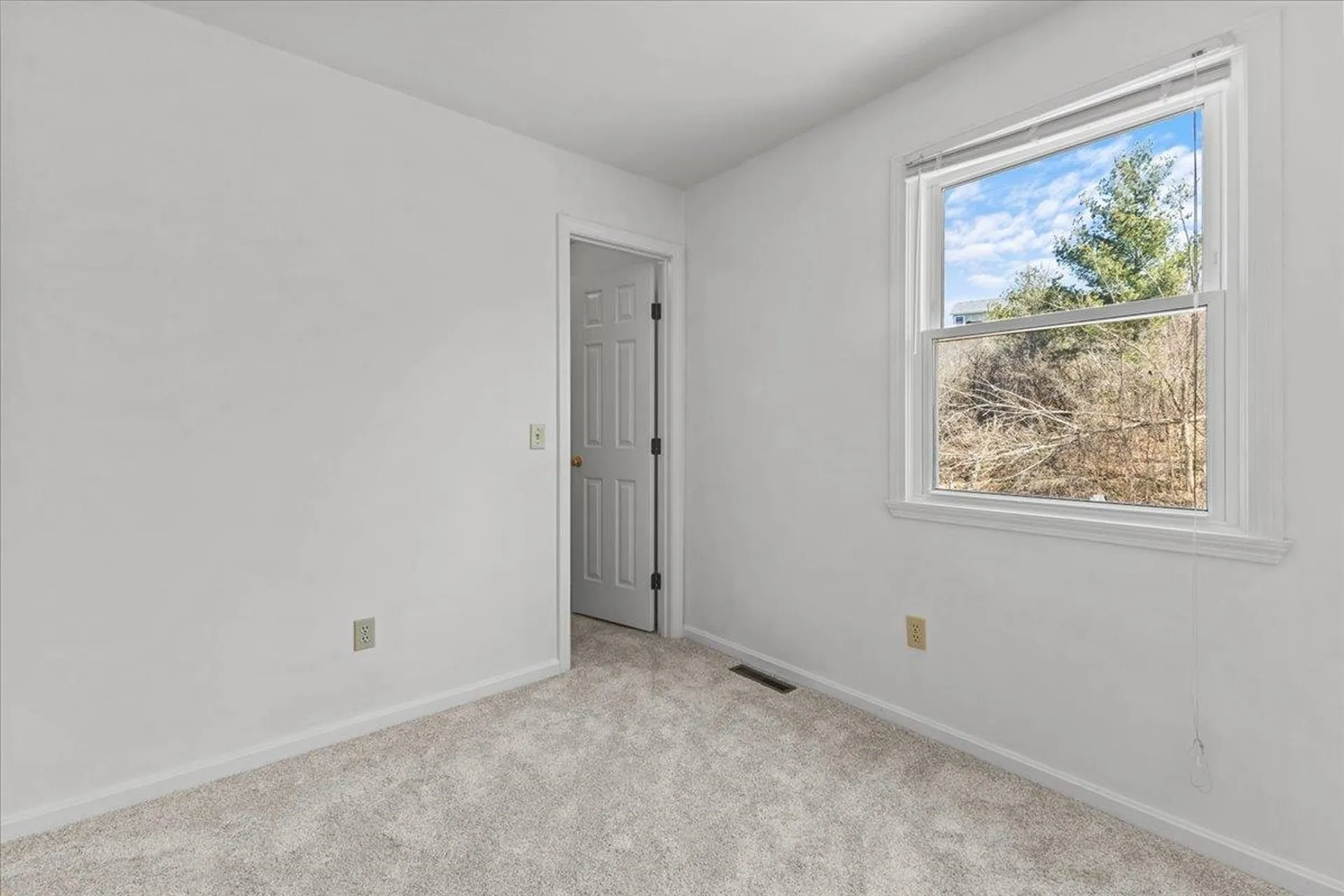 10 Fairview Drive Essex Junction VT 05452