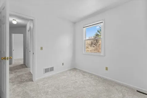 10 Fairview Drive Essex Junction VT 05452
