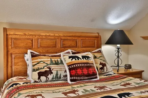 627 Glen Road Peru VT 05152