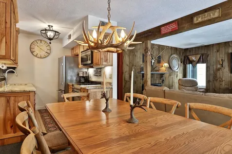 627 Glen Road Peru VT 05152
