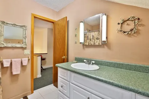 627 Glen Road Peru VT 05152