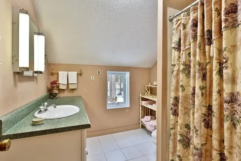 627 Glen Road Peru VT 05152