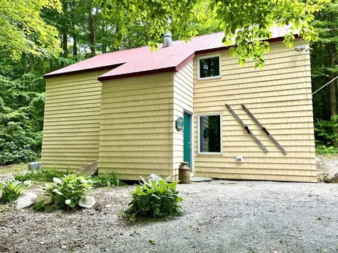 627 Glen Road Peru VT 05152