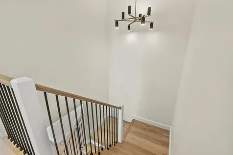 6 Mcdermott Road Hampton NH 03833