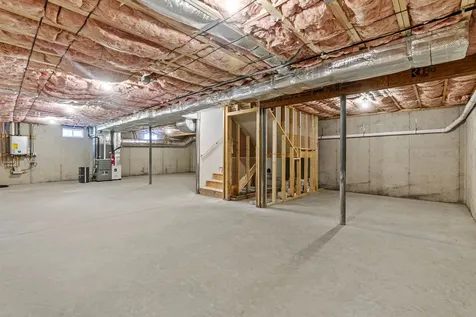 6 Mcdermott Road Hampton NH 03833