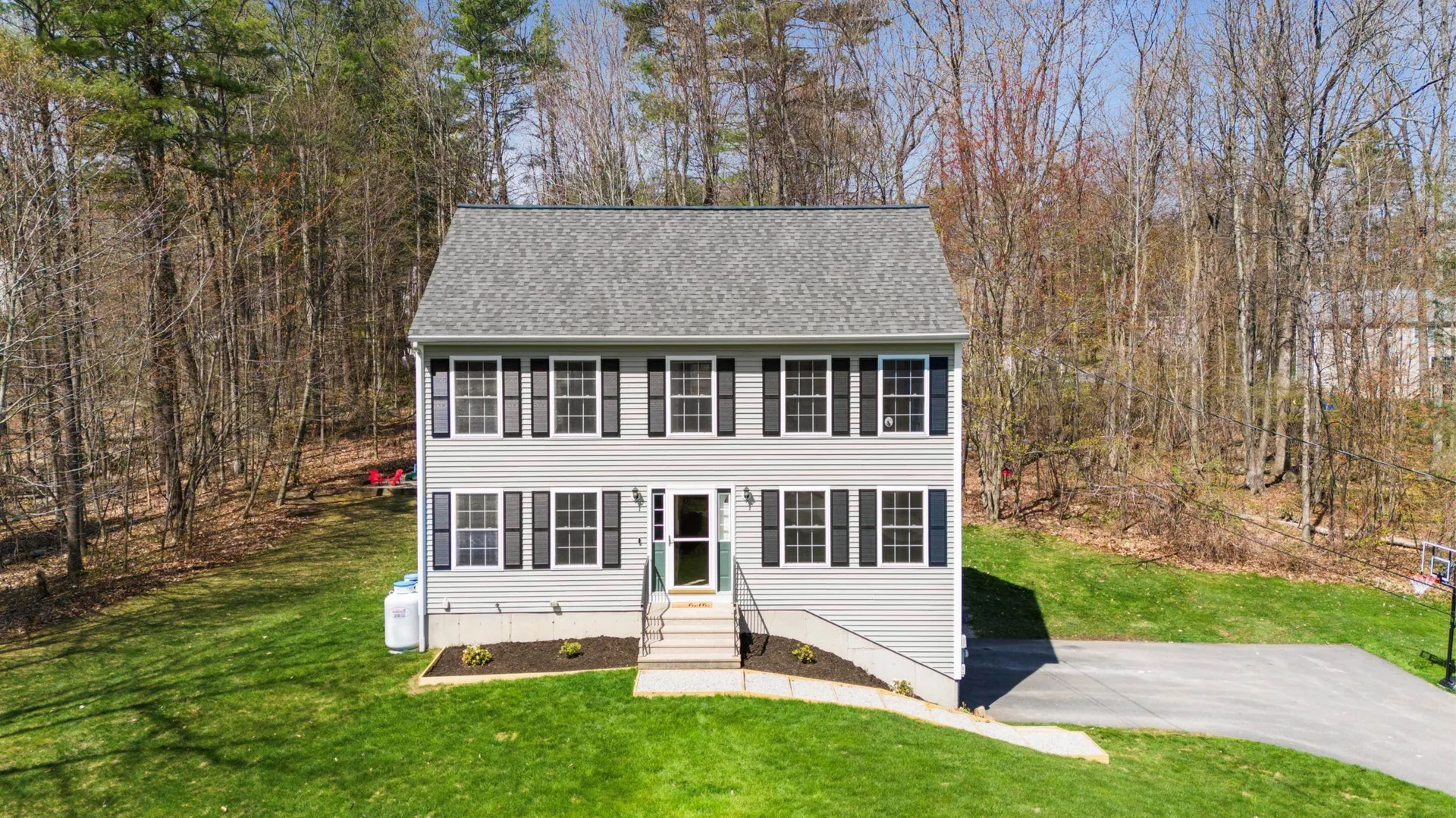28 Opossum Drive Chester NH 03036