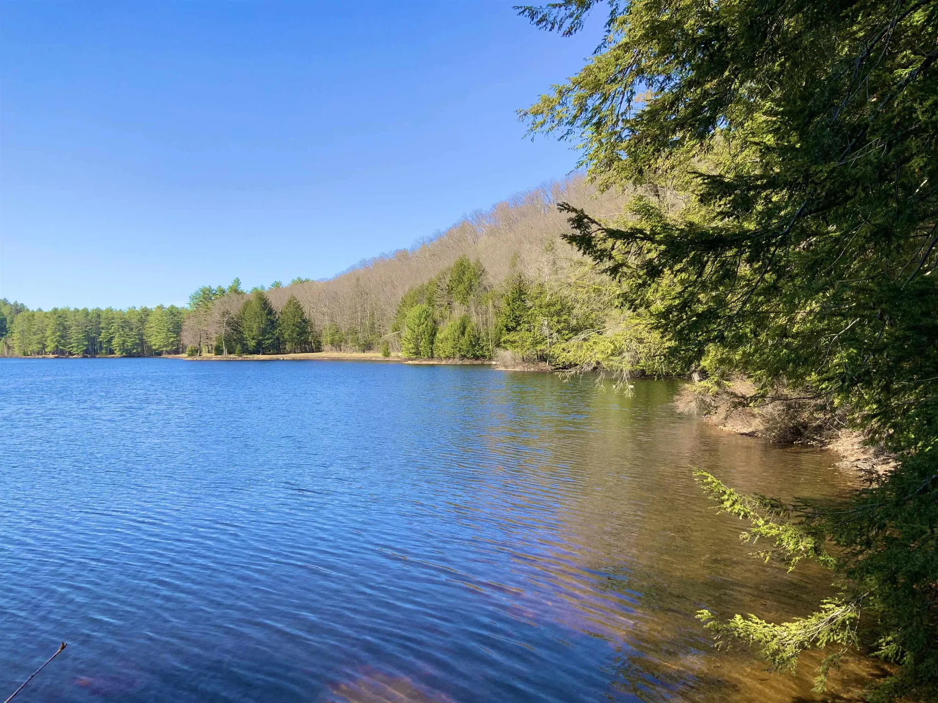 604 Cash Street Croydon NH 03773