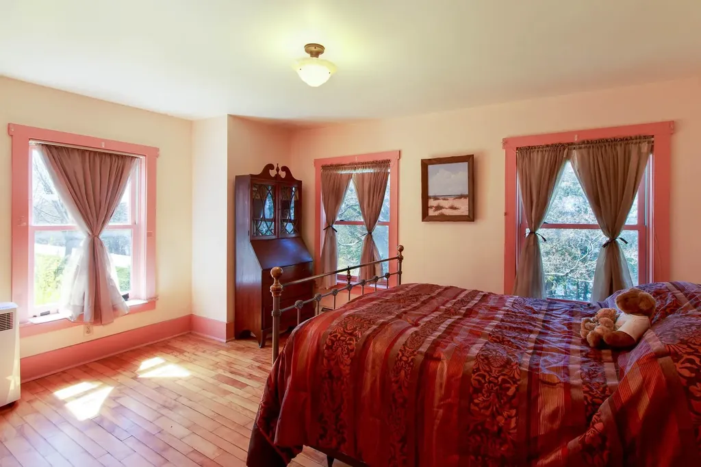 250 West Shore Road Grand Isle VT 05458