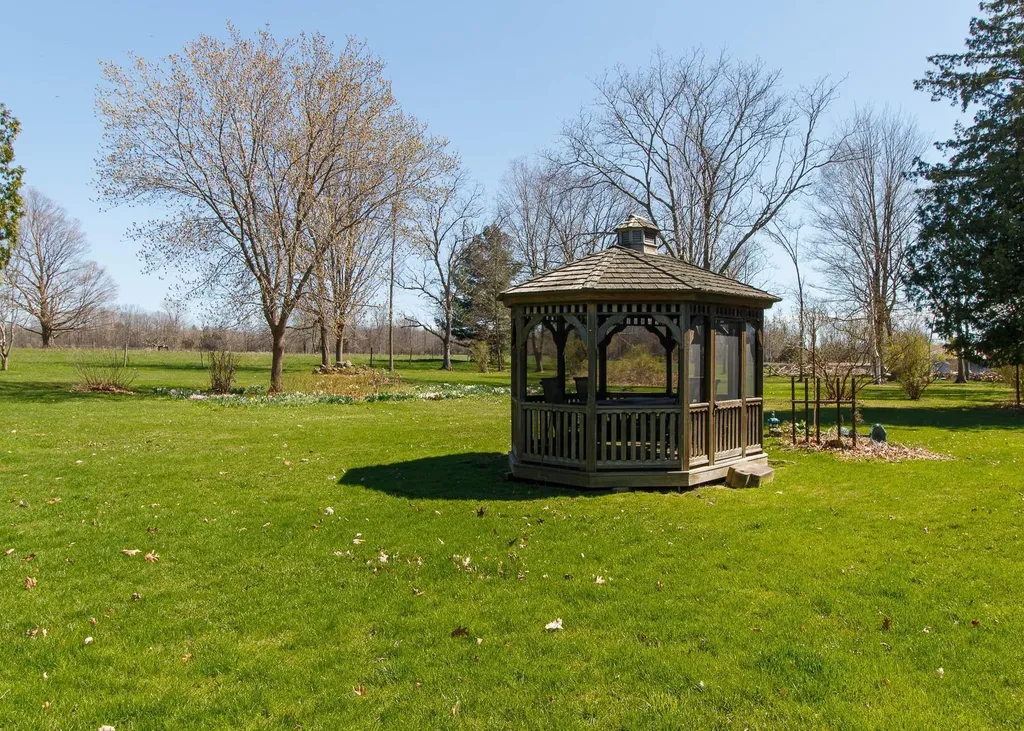 250 West Shore Road Grand Isle VT 05458