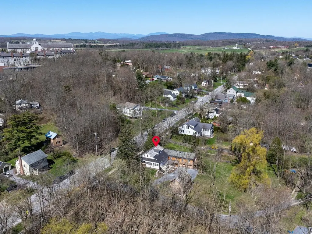 202 Weybridge Street Middlebury VT 05753