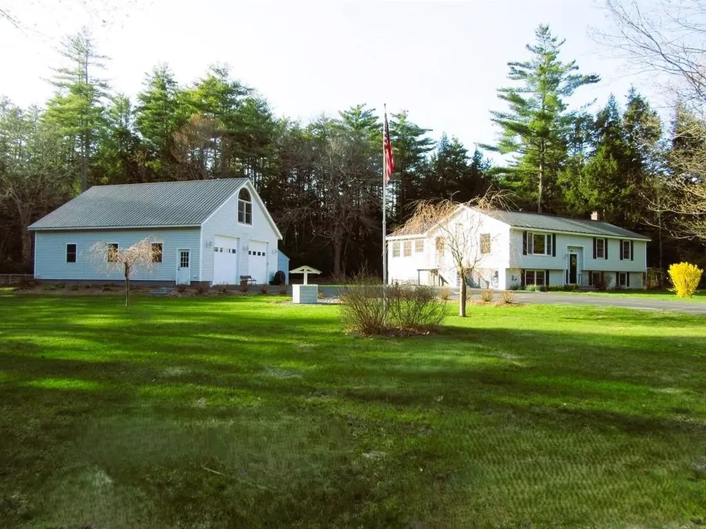 17 Nighthawk Hollow Drive Gilmanton NH 03837