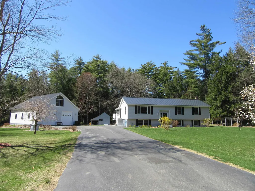 17 Nighthawk Hollow Drive Gilmanton NH 03837