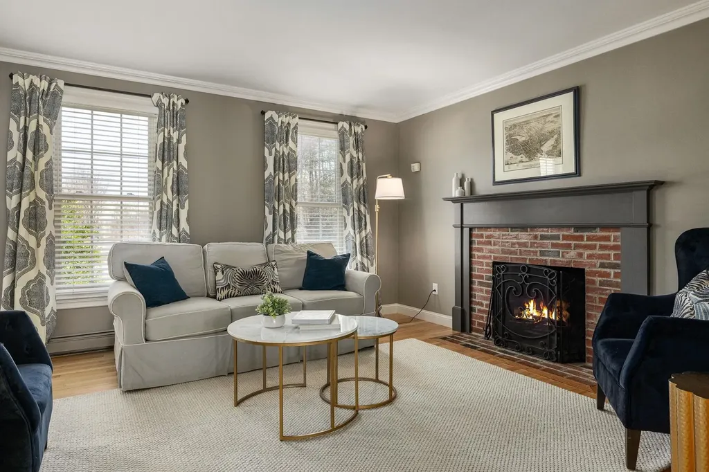 15 Patriots Road Stratham NH 03885