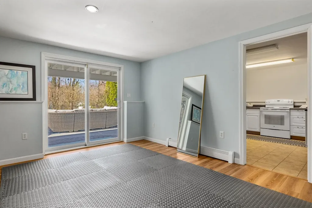 15 Patriots Road Stratham NH 03885