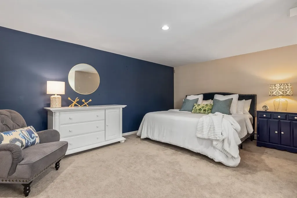 15 Patriots Road Stratham NH 03885