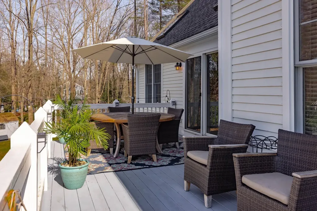 15 Patriots Road Stratham NH 03885