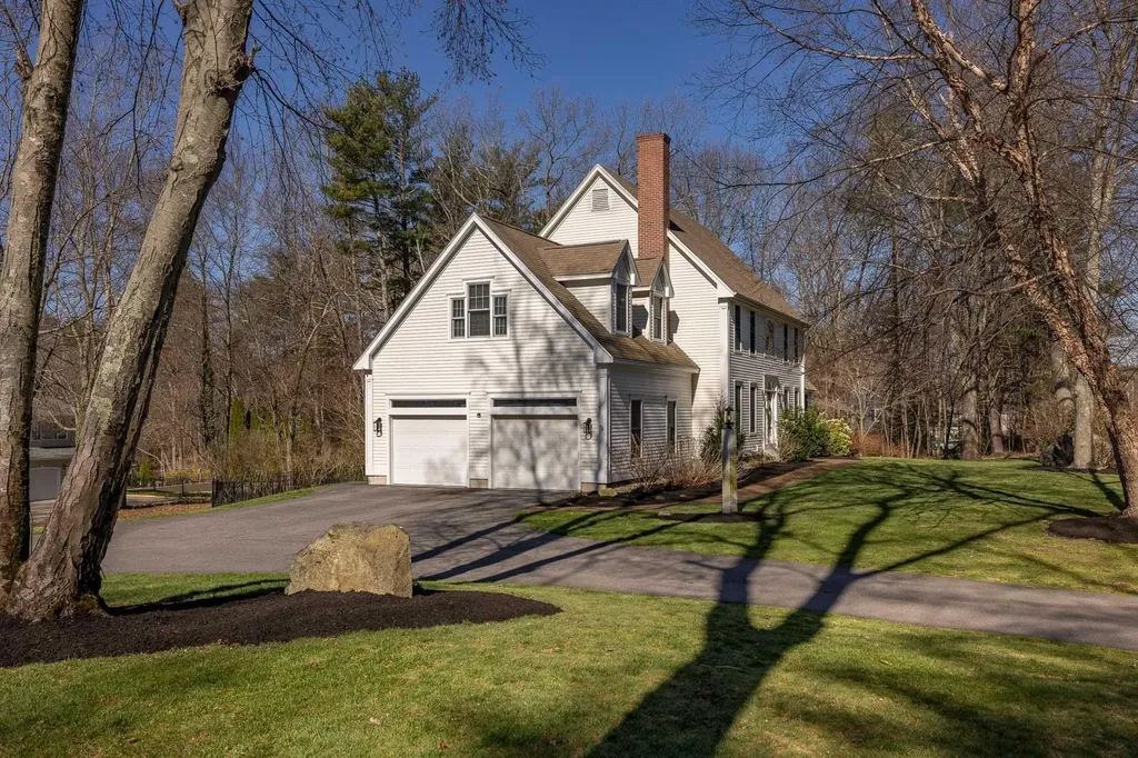 15 Patriots Road Stratham NH 03885