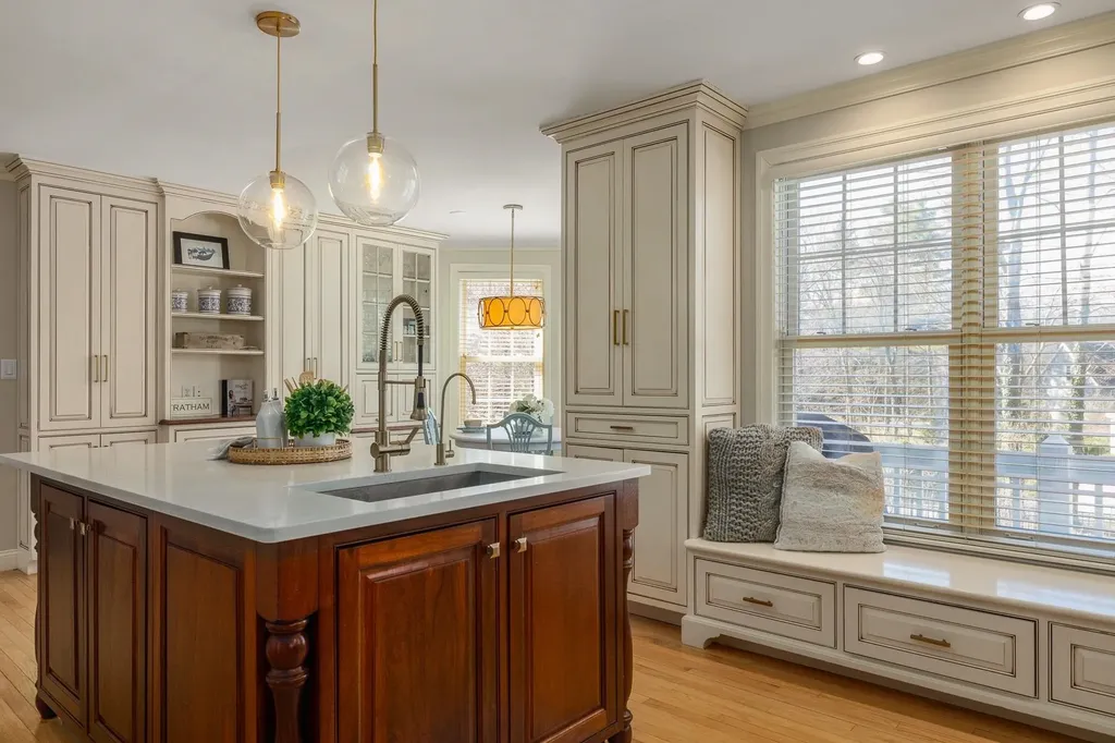 15 Patriots Road Stratham NH 03885