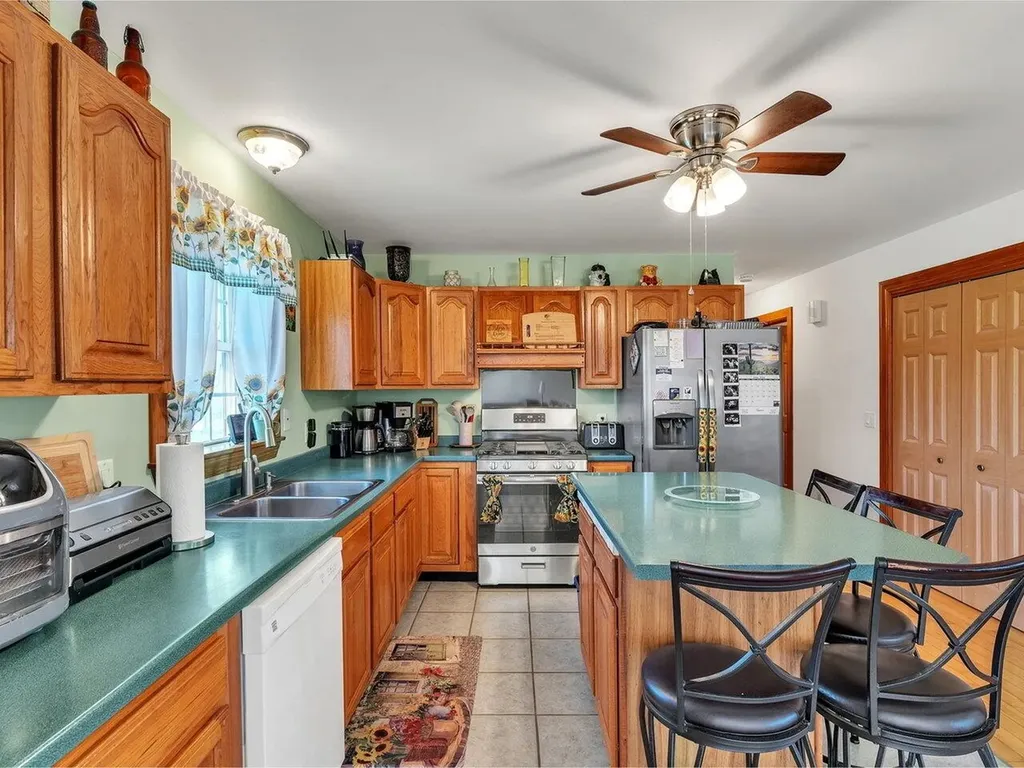 4621 Town Line Road Bridport VT 05734