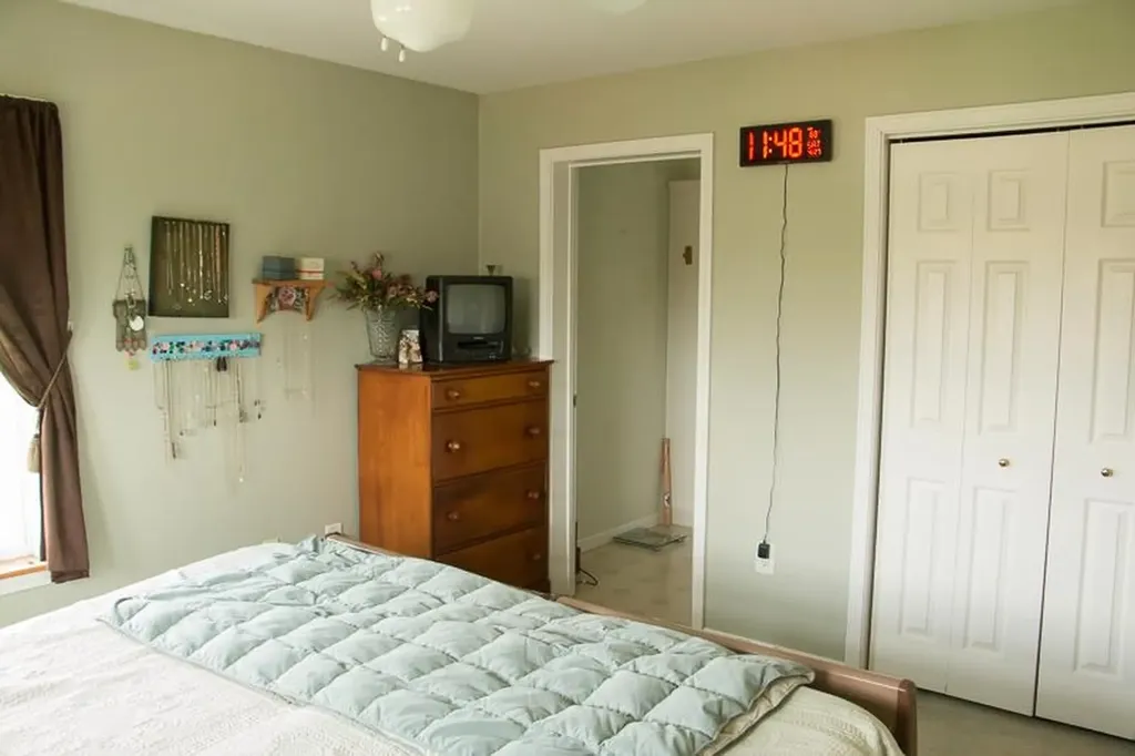 1971 Carlstrom Road Bristol VT 05443