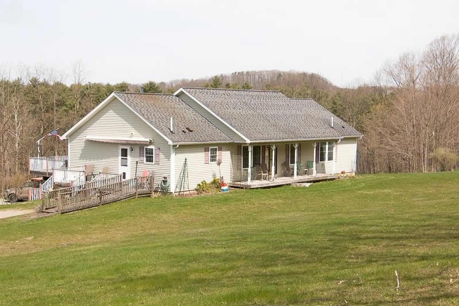 1971 Carlstrom Road Bristol VT 05443