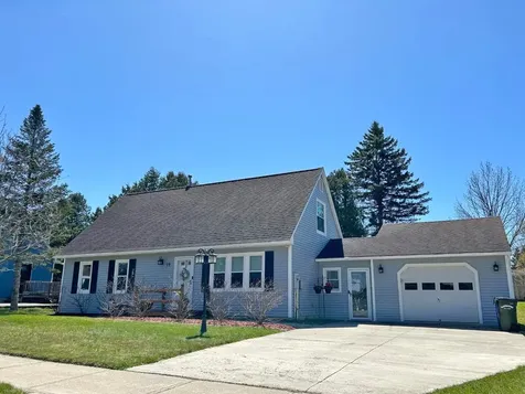 19 Lori Lane Burlington VT 05408