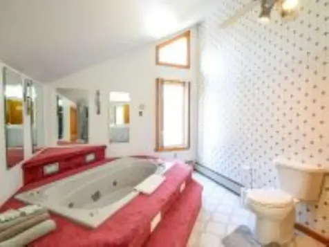 82 Lisle Hill Road Wilmington VT 05363