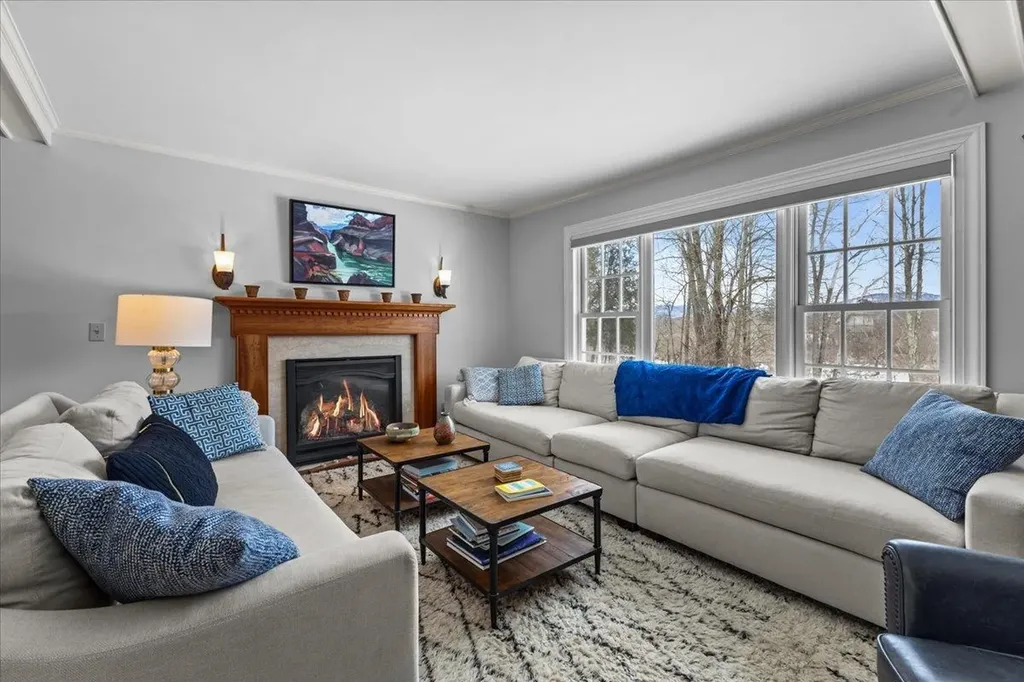 1541 Pucker Street Stowe VT 05672