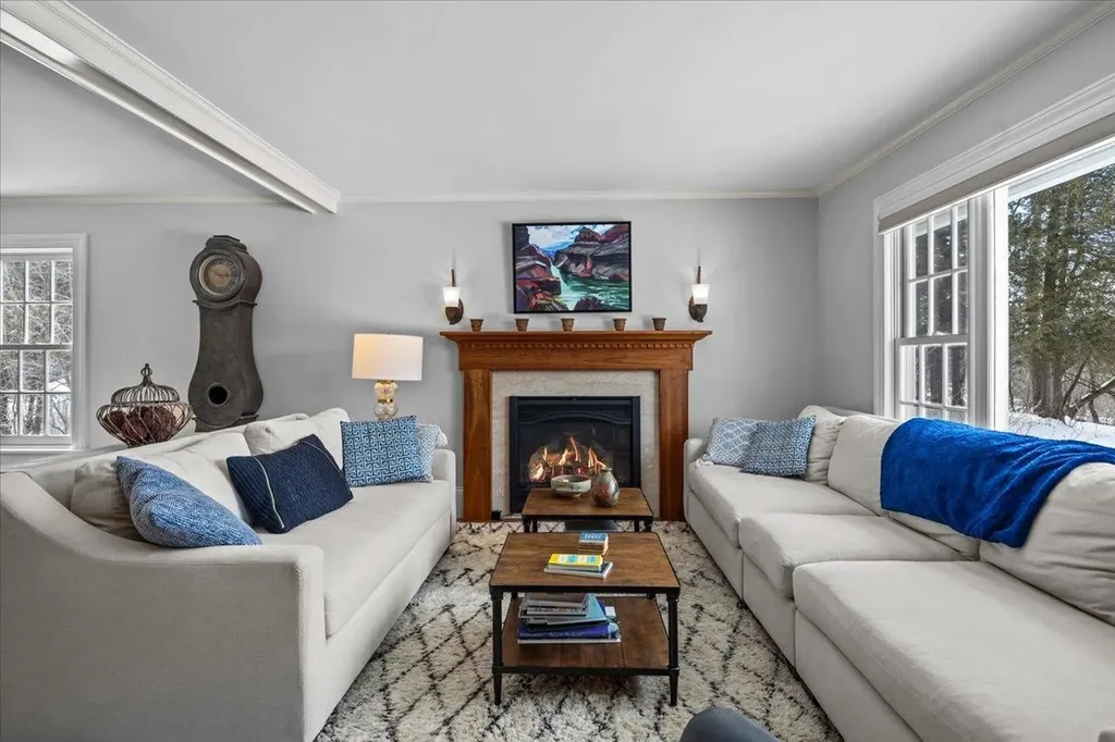 1541 Pucker Street Stowe VT 05672