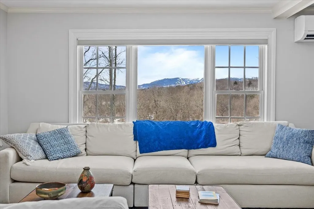 1541 Pucker Street Stowe VT 05672