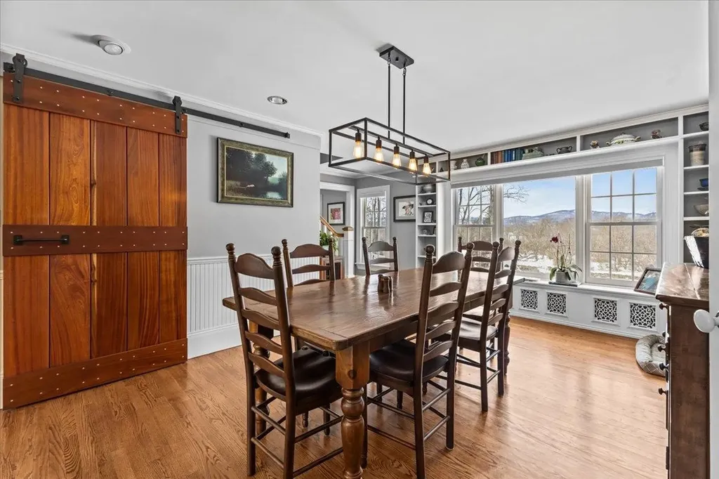 1541 Pucker Street Stowe VT 05672