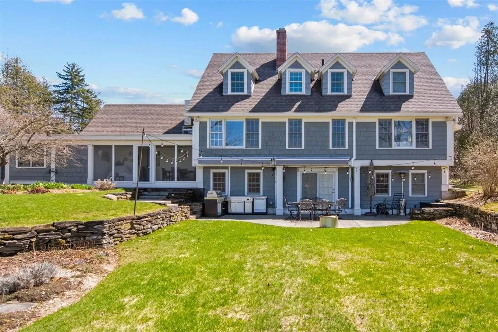 1541 Pucker Street Stowe VT 05672