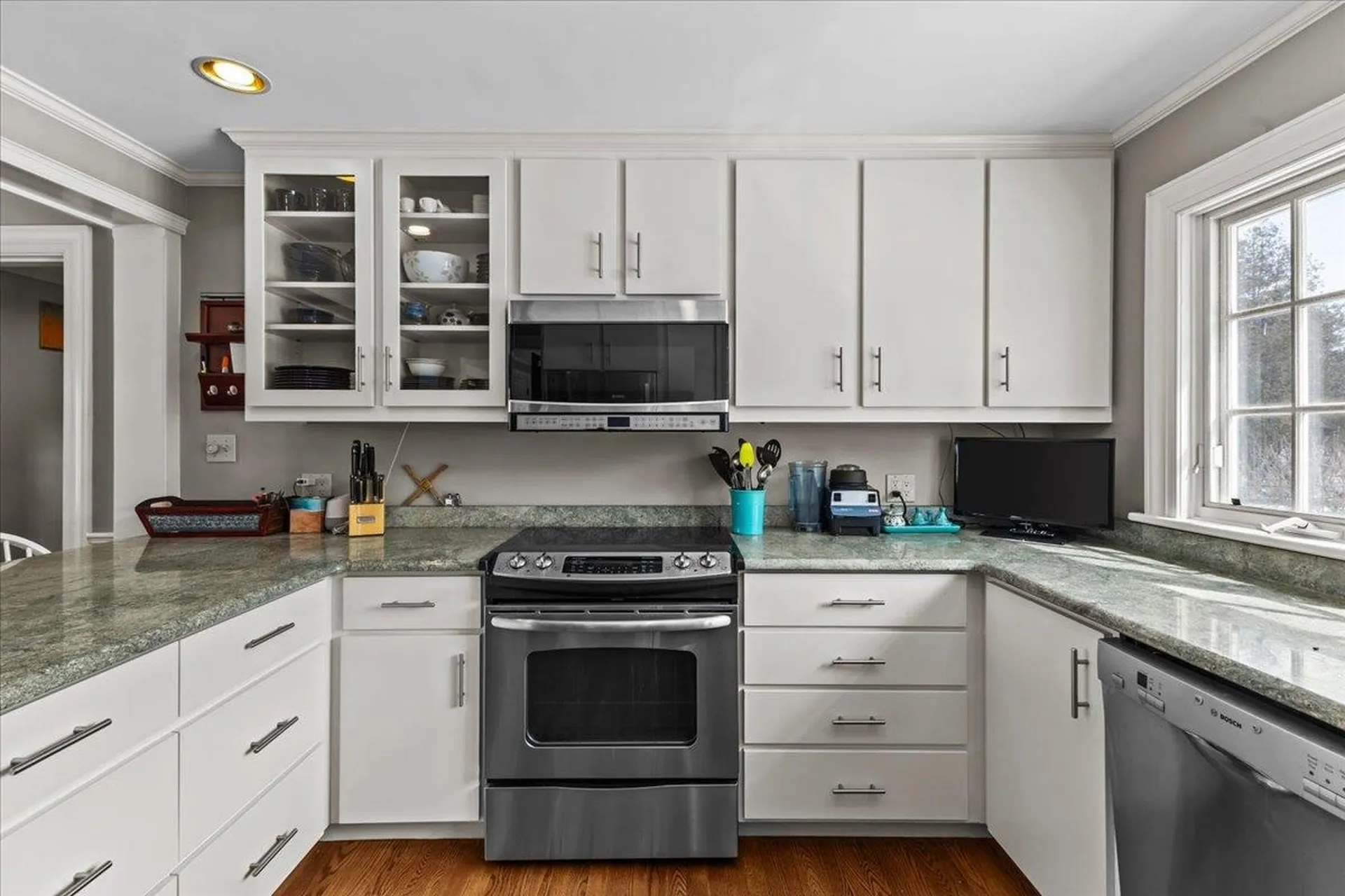 1541 Pucker Street Stowe VT 05672