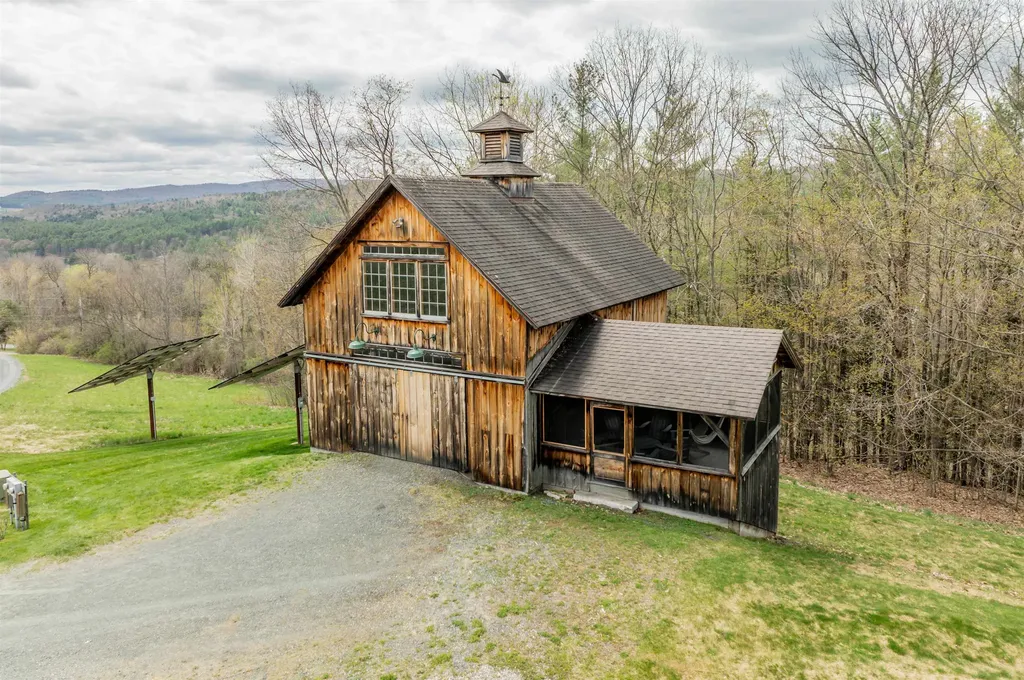 220 Upper Turnpike Road Norwich VT 05055