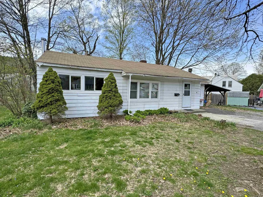 48 Speno Court Brattleboro VT 05301
