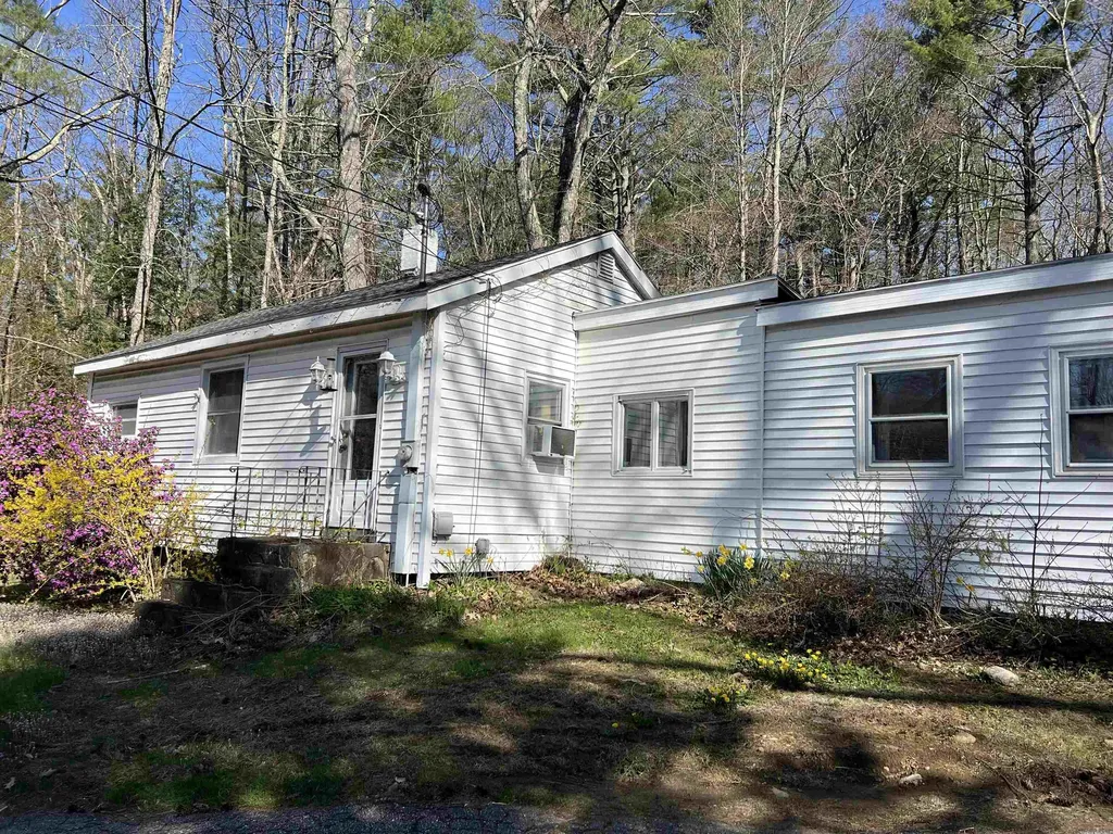 162 Mountain Avenue Northwood NH 03261