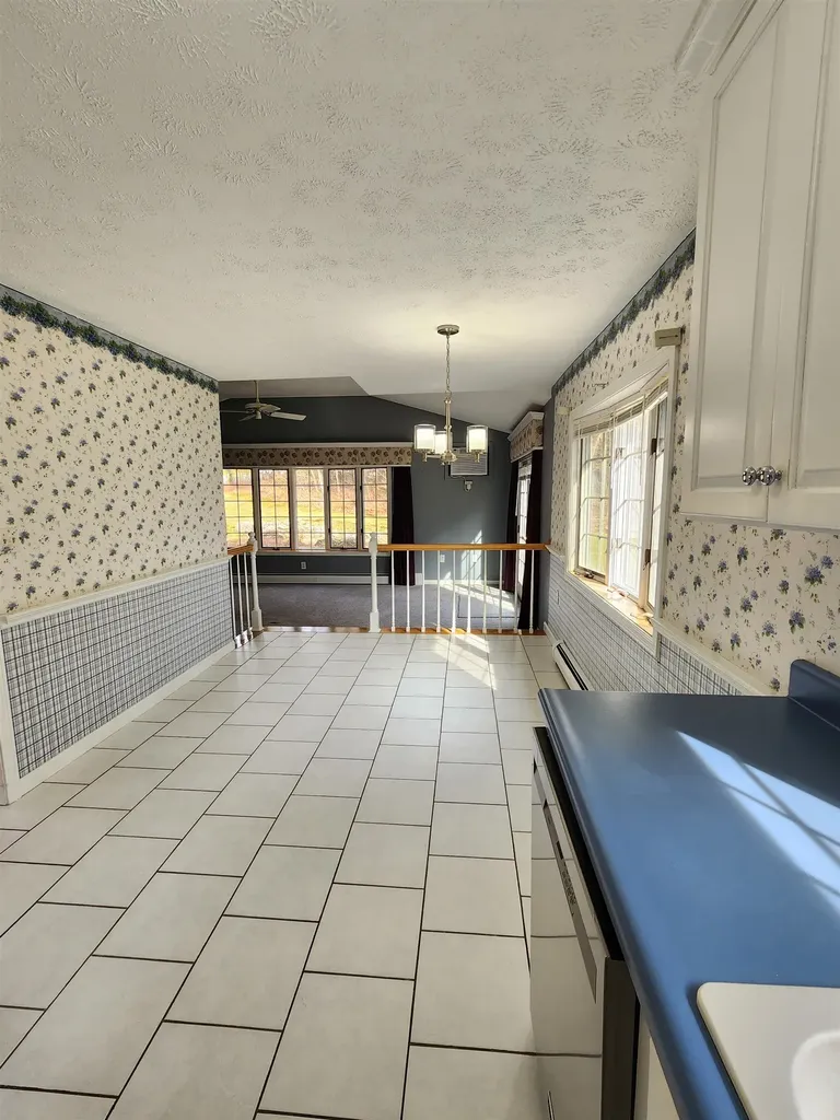 1 Al Street Derry NH 03038