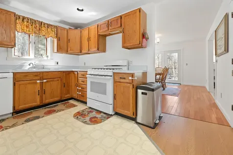 46 Fern Hill Lane Fairlee VT 05045
