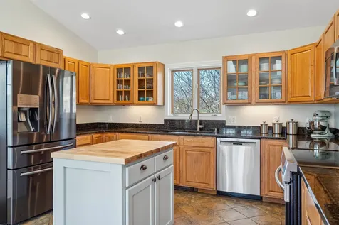 70 Farr Road Lebanon NH 03766