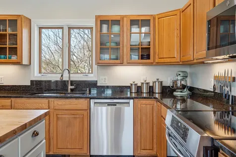 70 Farr Road Lebanon NH 03766