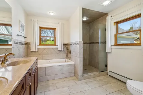 70 Farr Road Lebanon NH 03766