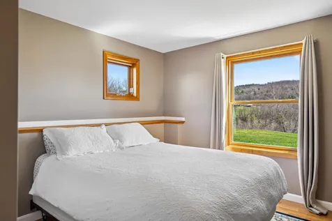 70 Farr Road Lebanon NH 03766