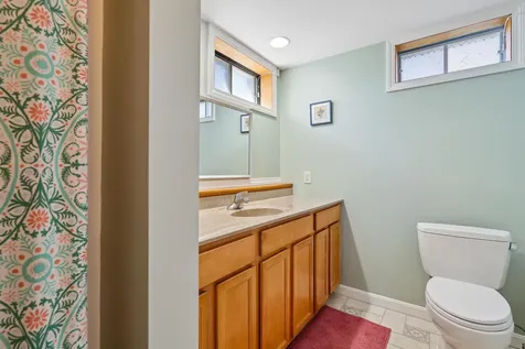 70 Farr Road Lebanon NH 03766