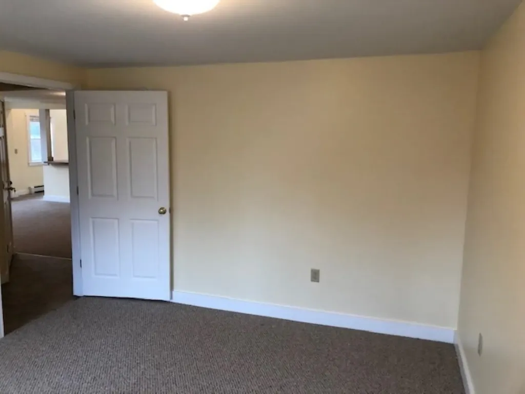 27 Ashuelot Street Winchester NH 03470