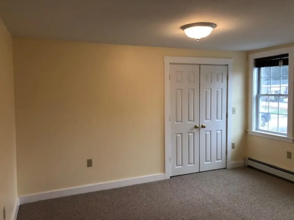 27 Ashuelot Street Winchester NH 03470