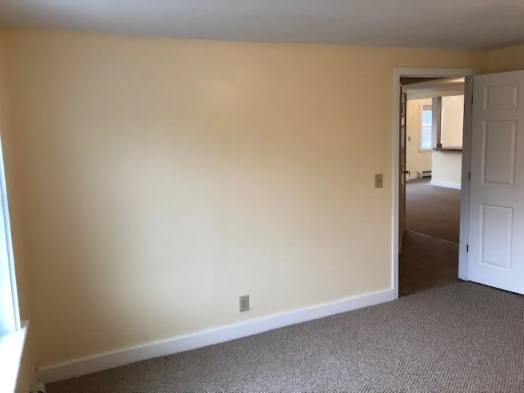 27 Ashuelot Street Winchester NH 03470