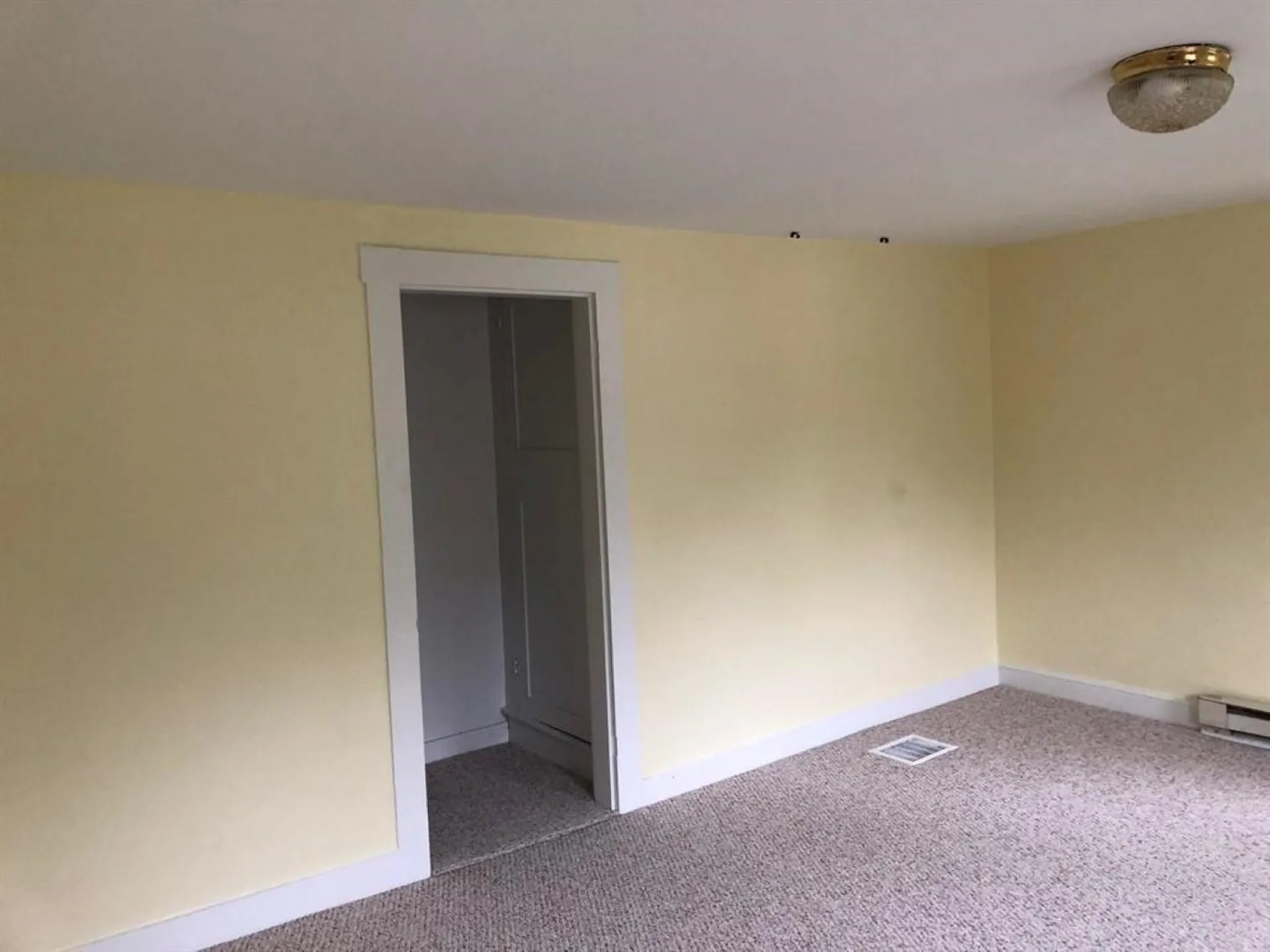 27 Ashuelot Street Winchester NH 03470