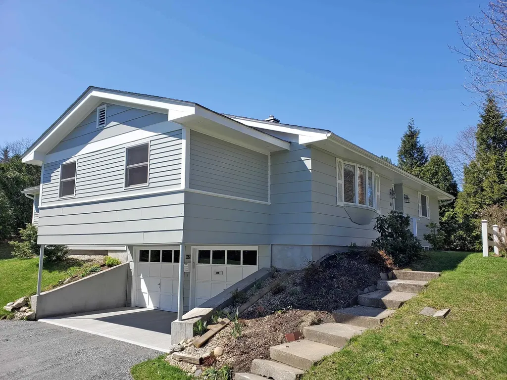 142 Greenleaf Street Brattleboro VT 05301